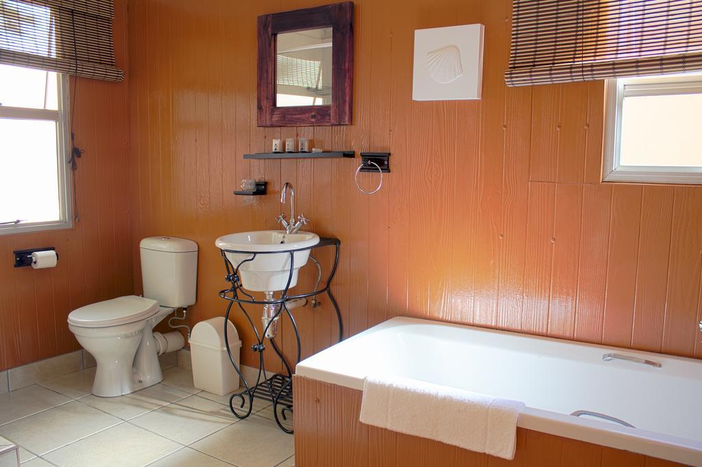 Oceans Hotel & Self Catering Mossel Bay Luaran gambar